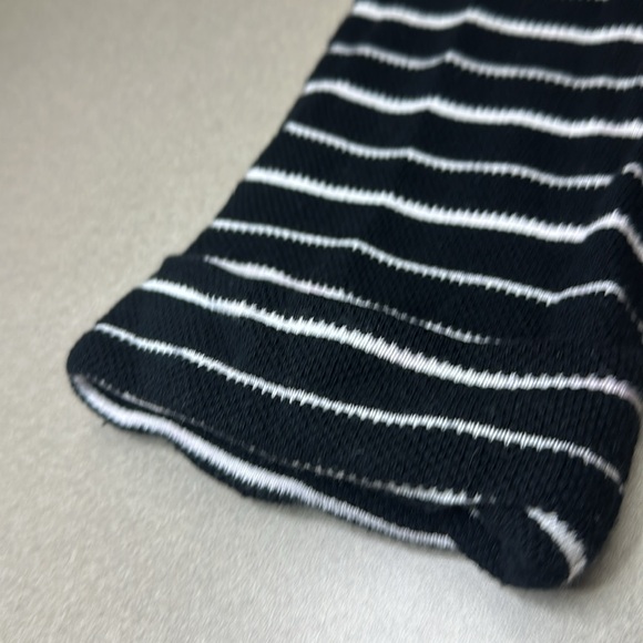 Croft & Barrow XL Black & white striped sweater with decorative buttons - Picture 7 of 10